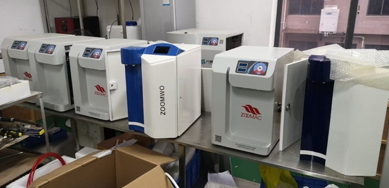 ZWL- LS1-30 Conception compacte Machine à eau ultrapure pour les laboratoires 30L/H